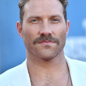 Photo star : Jai Courtney