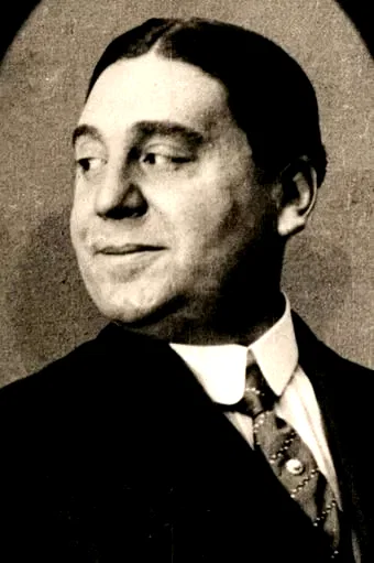  Leonce Perret