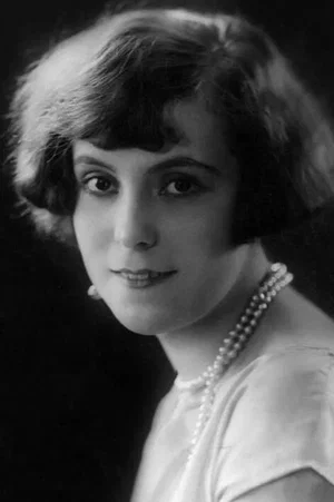  Jarmila Novotna