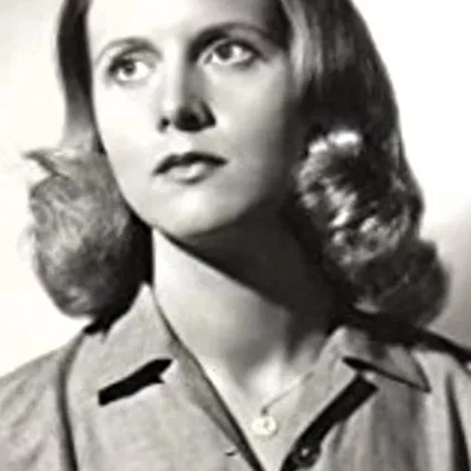  Joanne De Bergh
