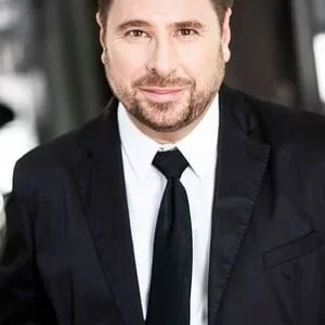  Stéphane E. Roy