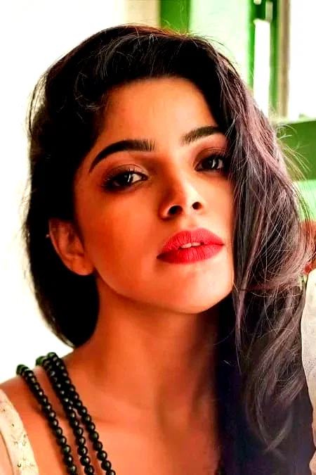  Divyabharathi