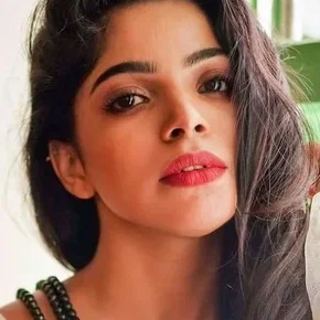 Photo star :  Divyabharathi