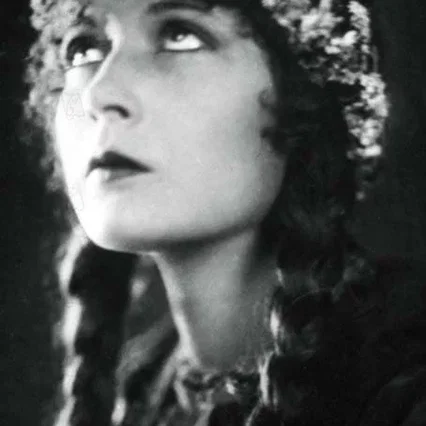  Edith Jehanne