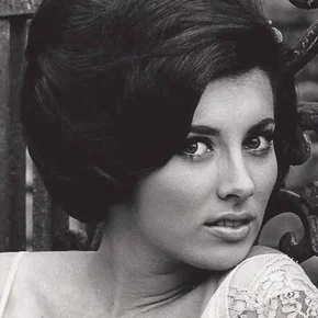 Photo star :  Beverly Adams