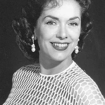  Jinx Falkenburg