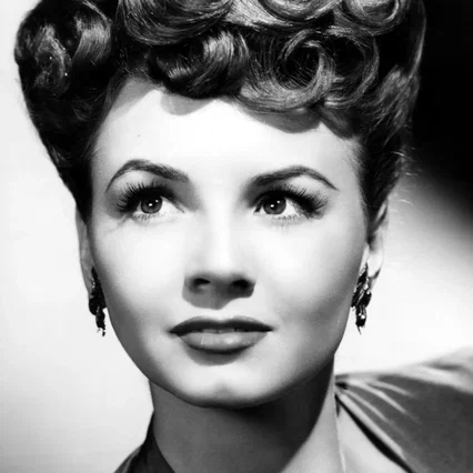 Janet Blair