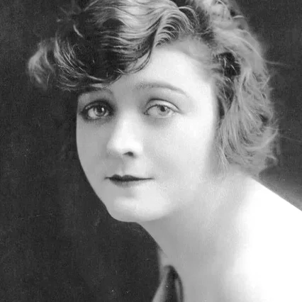  Grace Hayes