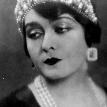  Grace Hayes
