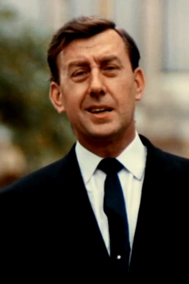  John Hussey