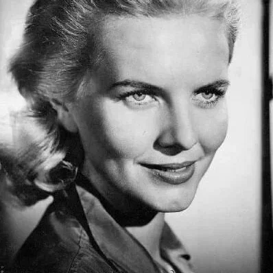  Patricia Cutts