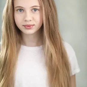 Photo star :  Eden Summer Gilmore