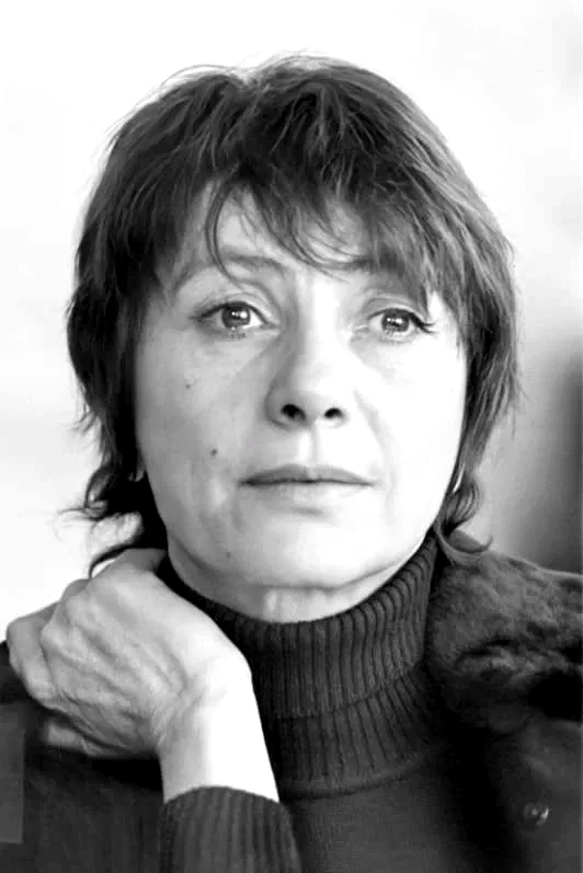Marta  Meszaros