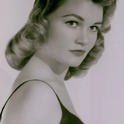  Jackie Russell