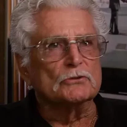  Ron Randell