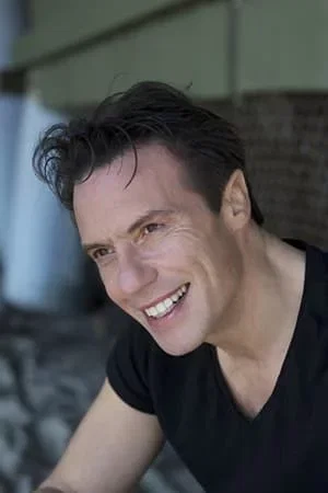  Stratos Tzortzoglou