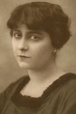  Marie-Louise Derval photo