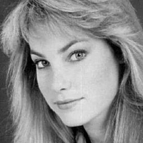 Photo star :  Paula Irvine