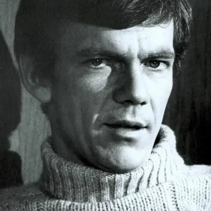  Peter Haskell