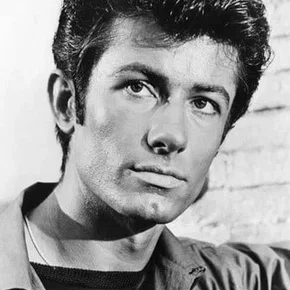Photo star : George Chakiris