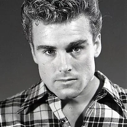  Ed Fury