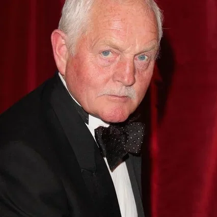  Christopher Chittell