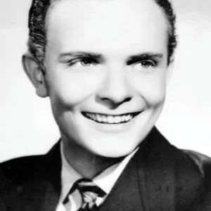  Leon Janney