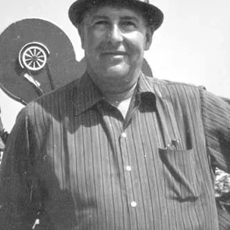  Alfredo B. Crevenna