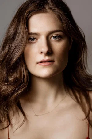  Louisa Jacobson