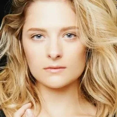  Louisa Jacobson
