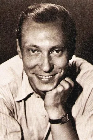  Carl Raddatz photo