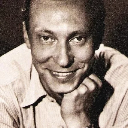  Carl Raddatz