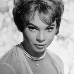 Photo star :  Juliet Prowse