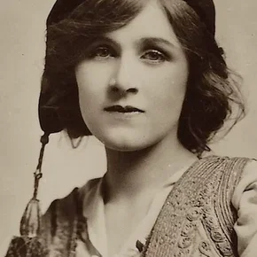 Photo star :  Phyllis Neilson-terry