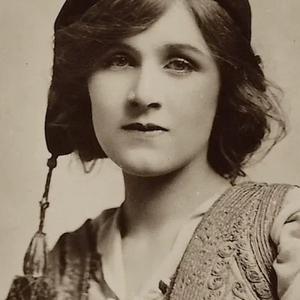  Phyllis Neilson-terry