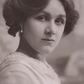 Photo star :  Phyllis Neilson-terry