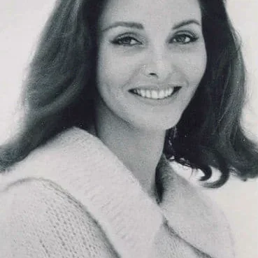  Cindi Wood