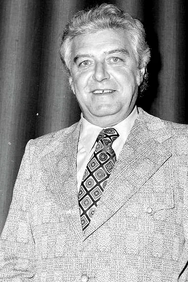  Emile Genest