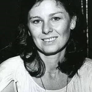  Jennifer Leak