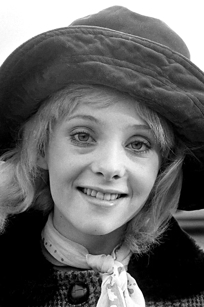  Genevieve Waite