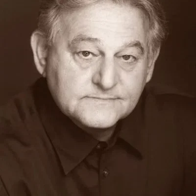  Michael Byron