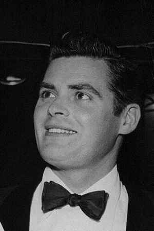  Charles Fitz Simons photo