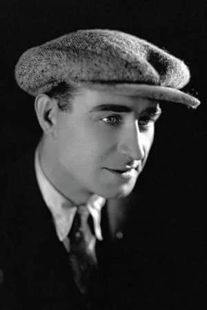 Frank Lloyd photo
