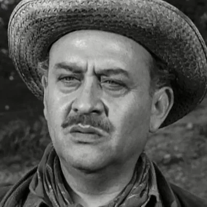  Rodolfo Hoyos