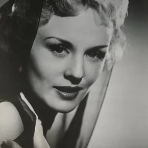 Photo star :  Lisa Daniels
