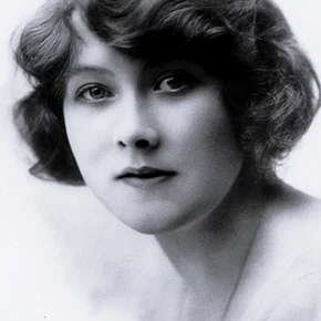 Photo star :  Alma Taylor