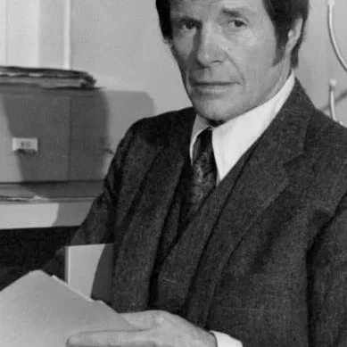  Robert Horton