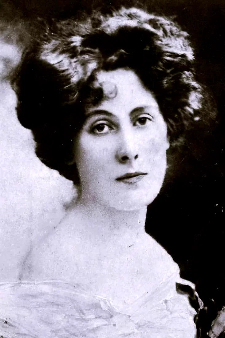  Nancy Price