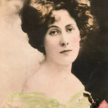  Nancy Price