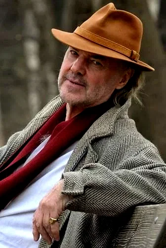 Stephen  Weeks